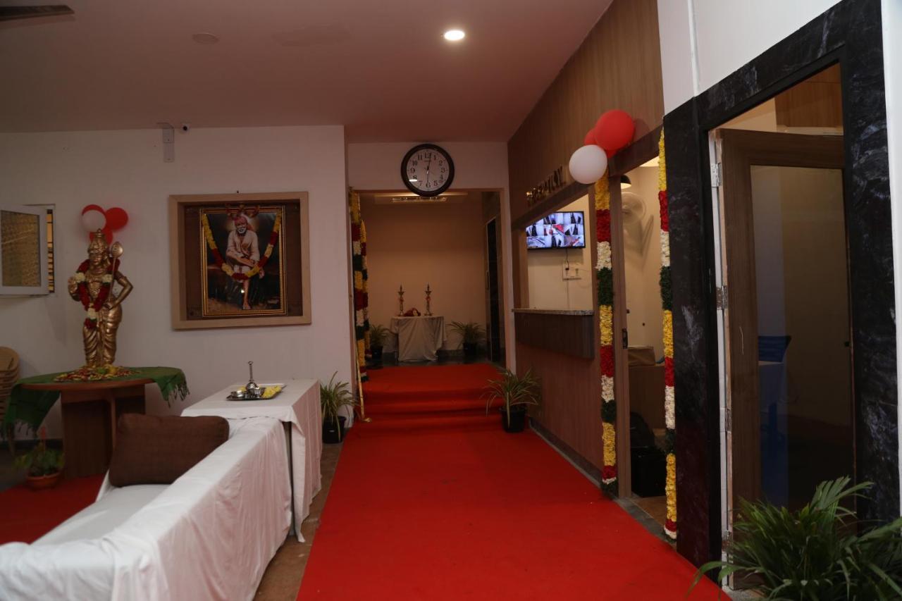 Hotel Rk - Temple Stay Танджавур Экстерьер фото