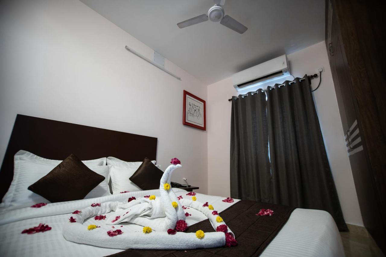Hotel Rk - Temple Stay Танджавур Экстерьер фото