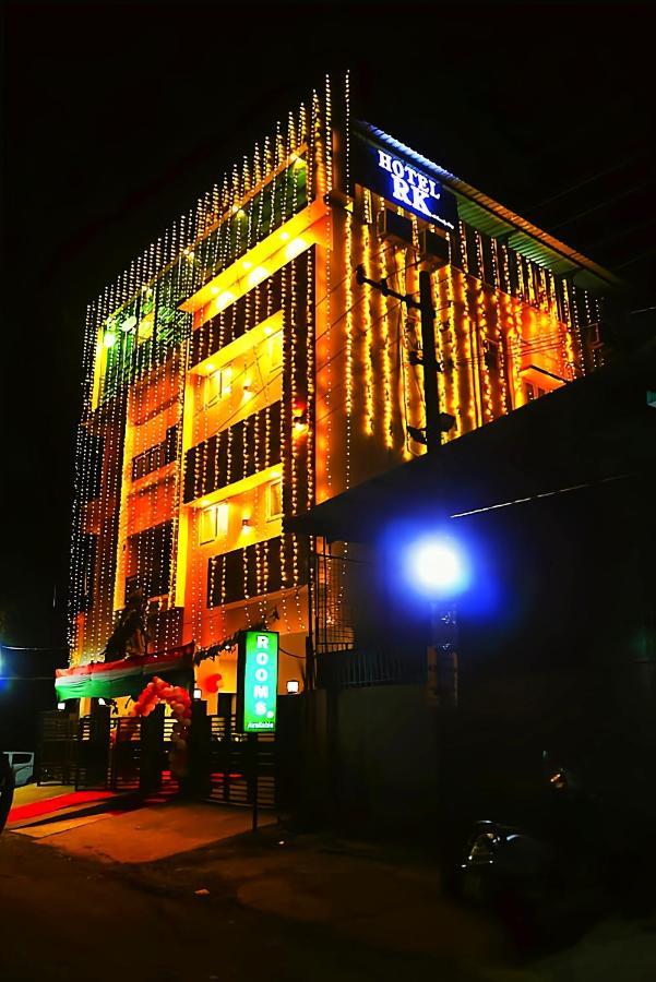 Hotel Rk - Temple Stay Танджавур Экстерьер фото